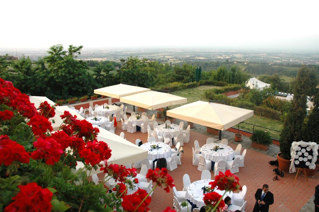Hotel Monte Del Re Dozza Esterno foto